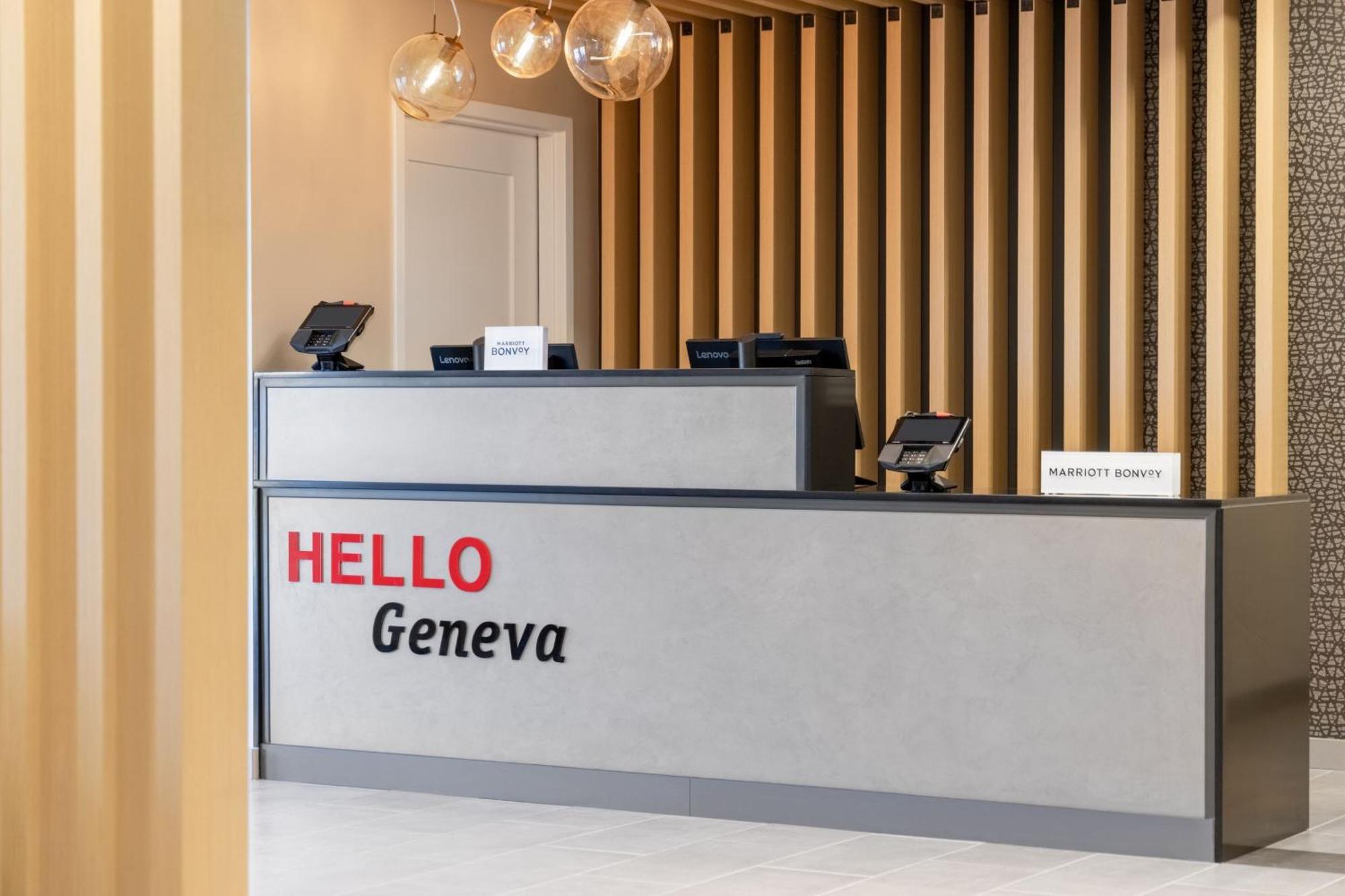 Towneplace Suites By Marriott Geneva At Spire Academy ภายนอก รูปภาพ