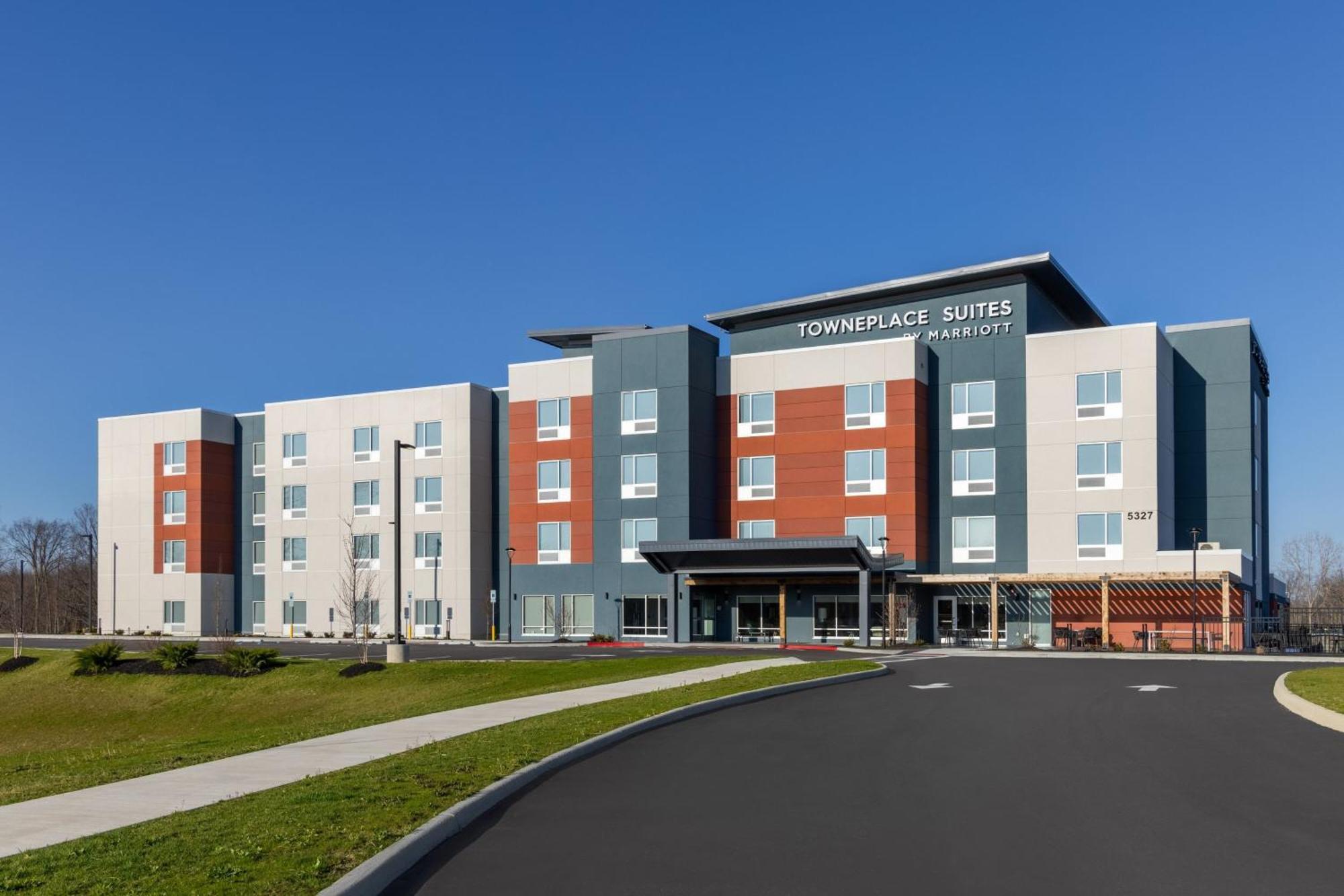 Towneplace Suites By Marriott Geneva At Spire Academy ภายนอก รูปภาพ